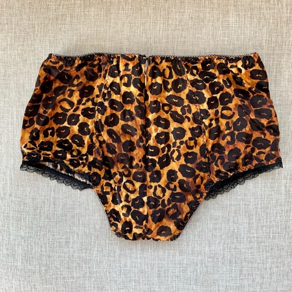 Agent Provocateur Other - Agent Provocateur big panties “cheetah print” size 2 in EUC
